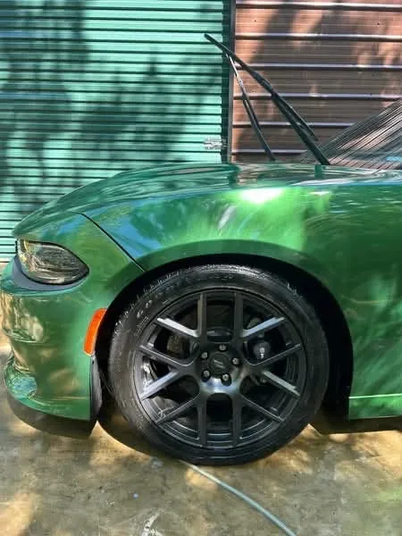 Wheel and tire detail